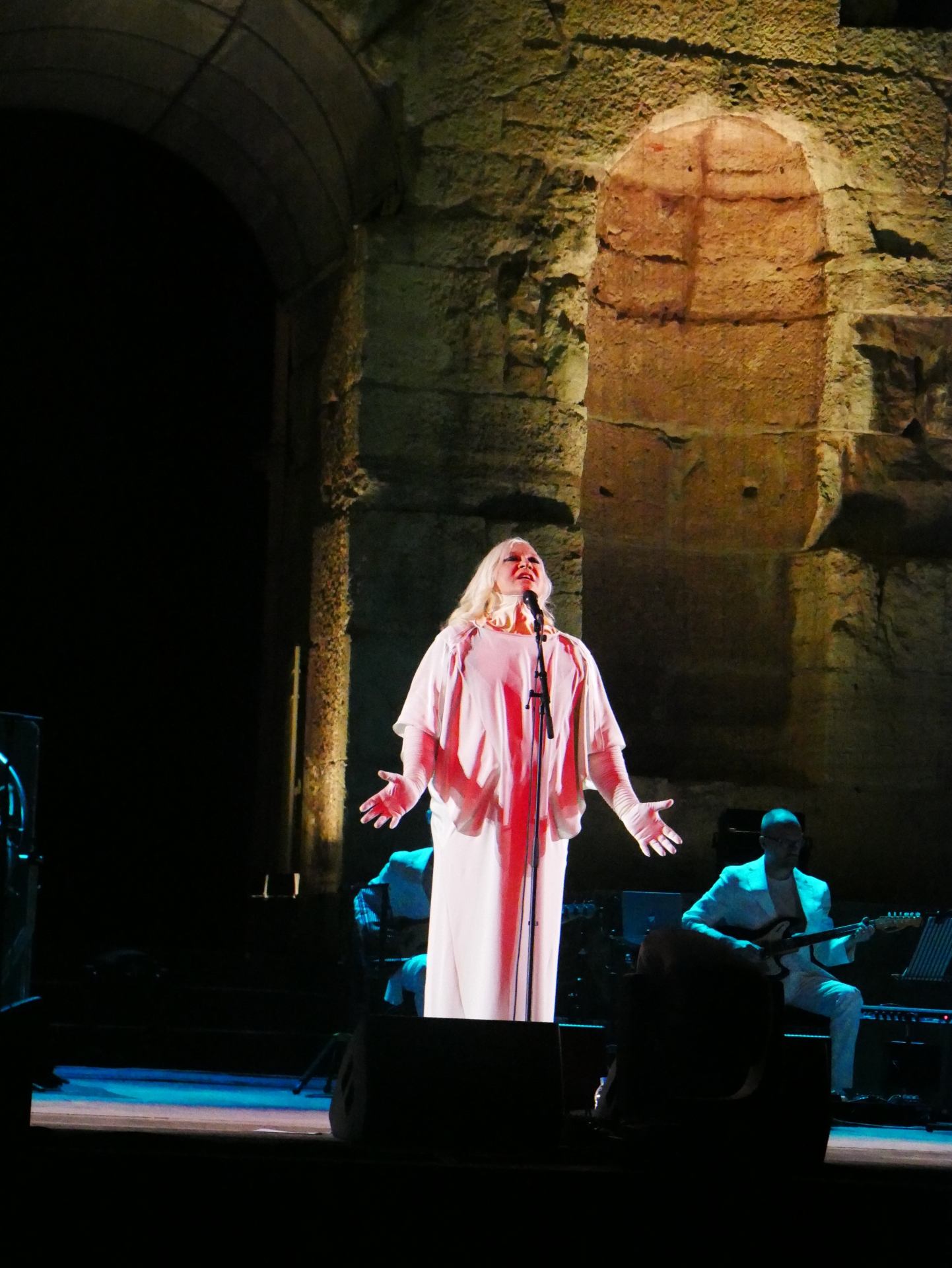 Η «βίβλος» του συναυλιακού καλοκαιριού-4