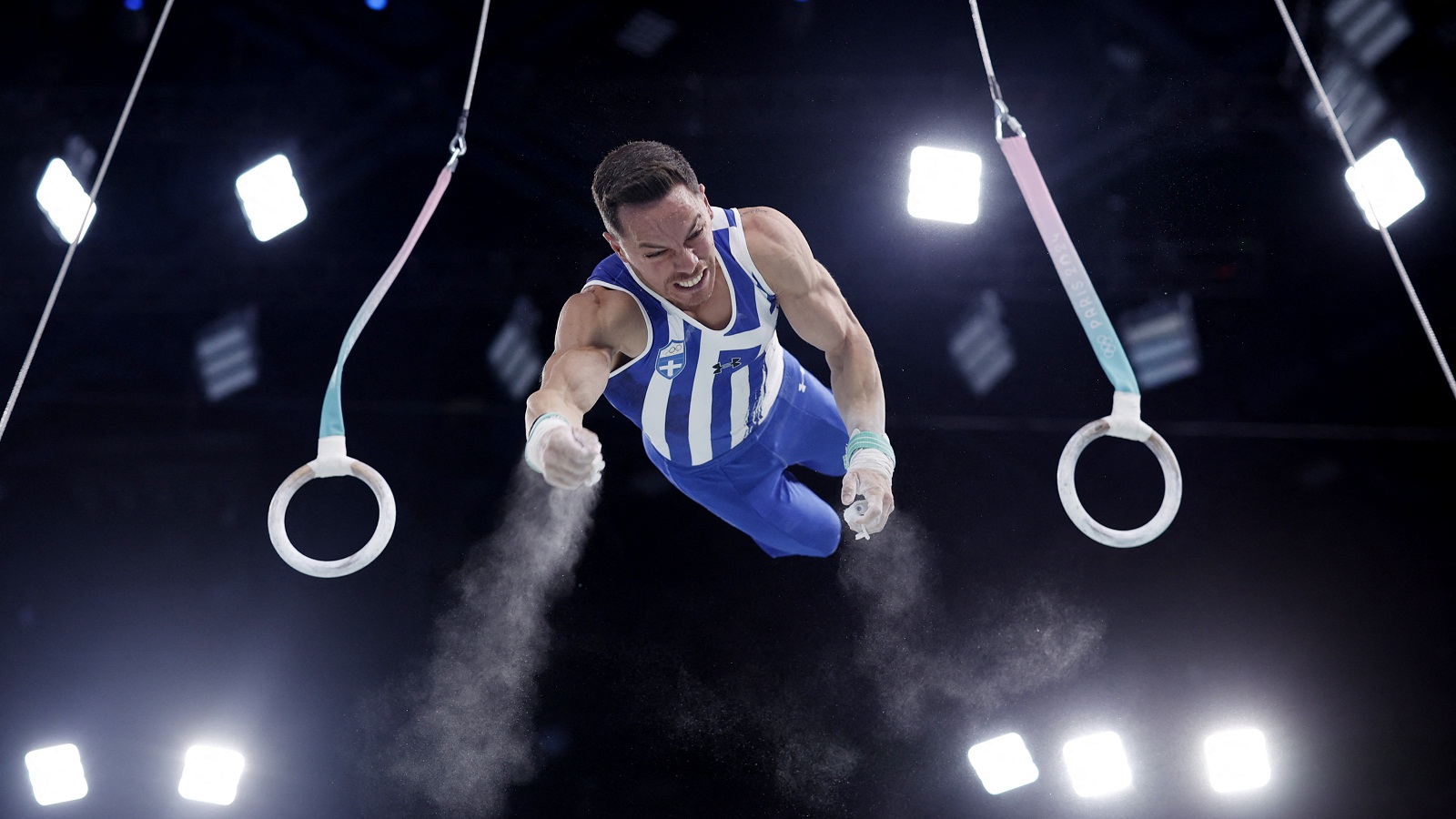 Υπόκλιση του πολιτικού κόσμου στον Πετρούνια-1