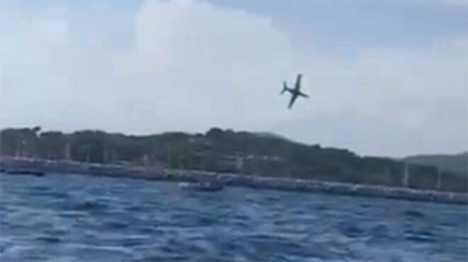 γαλλία-συντριβή-αεροσκάφους-στη-θάλα-563175568