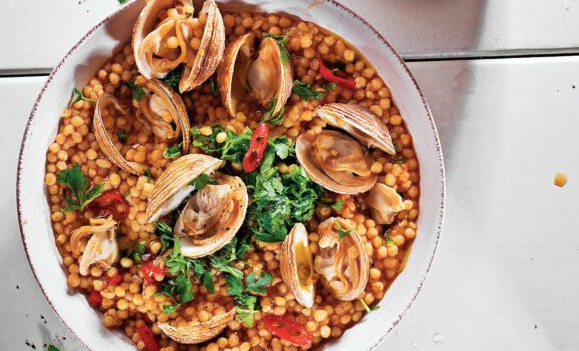 κουσκούς-με-κυδώνια-και-βερμούτ-563174521