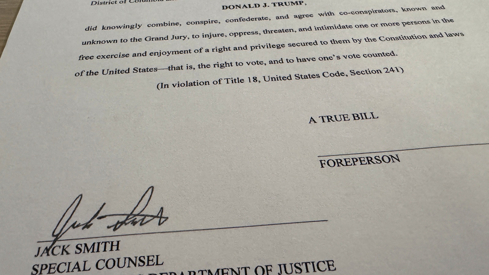 ΗΠΑ: Νέες κατηγορίες κατά Τραμπ για το 2020, που παρακάμπτουν την απόφαση περί ασυλίας του-1