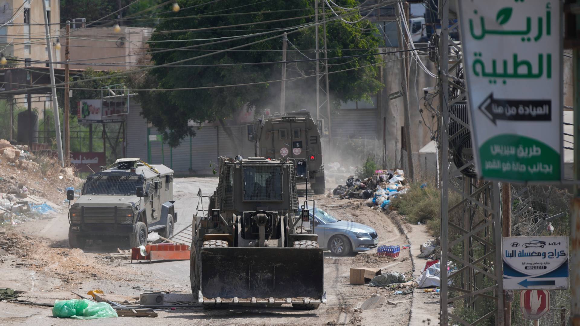 Δυτική Οχθη: Το Ισραήλ προανήγγειλε εφόδους σε νοσοκομεία-1