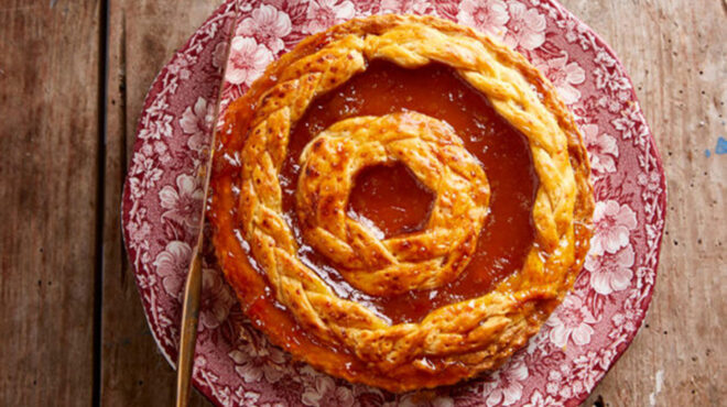 τραγανή-τάρτα-με-μαρμελάδα-ροδάκινο-563174908