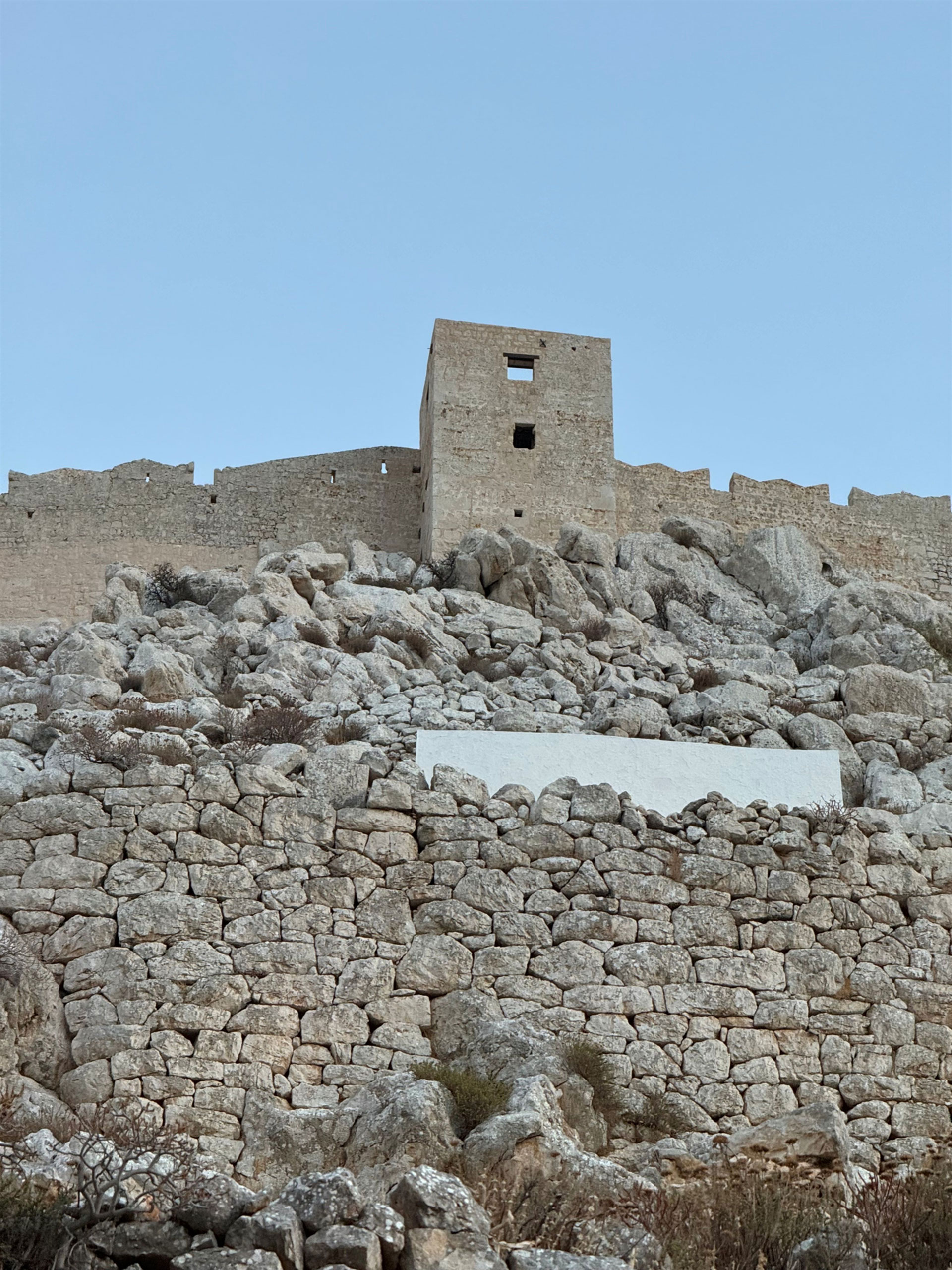 Το Παλιό Χωριό είναι για τη μικρούλα Χάλκη ό,τι ο Μυστράς για την Πελοπόννησο-1