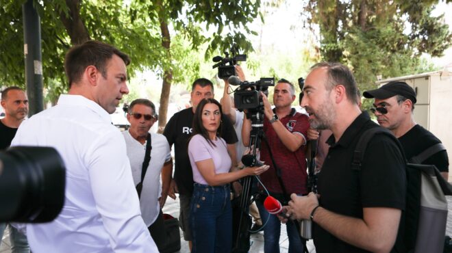 συριζα-ποιοι-έδωσαν-χρήματα-για-τους-ε-563184313