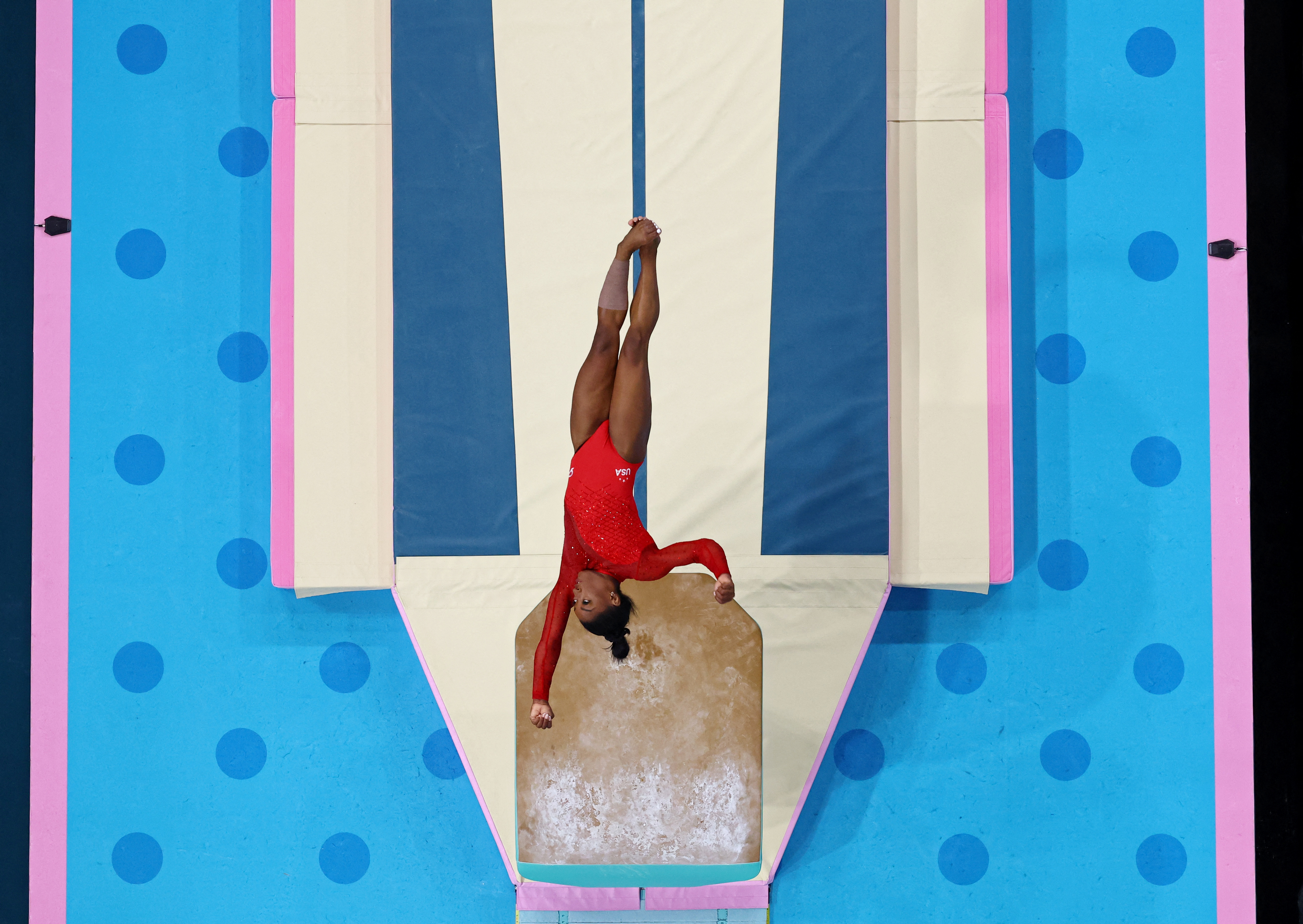 Η Σιμόν Μπάιλς κατέκτησε το έβδομο χρυσό ολυμπιακό μετάλλιο-1