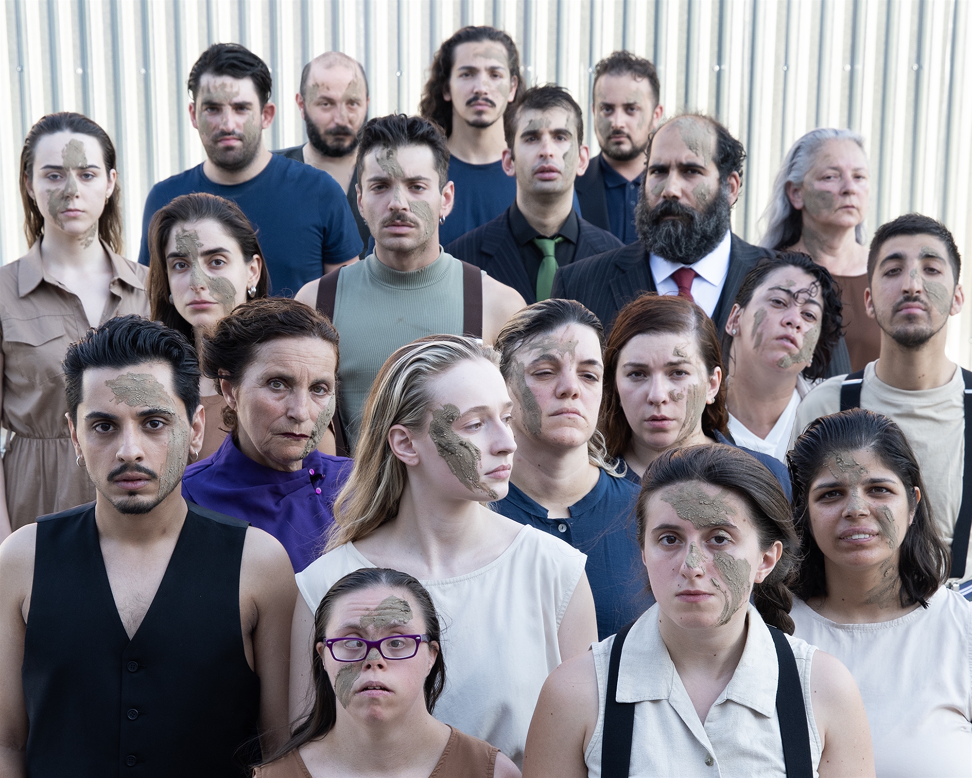 Μια διαφορετική Αντιγόνη-1