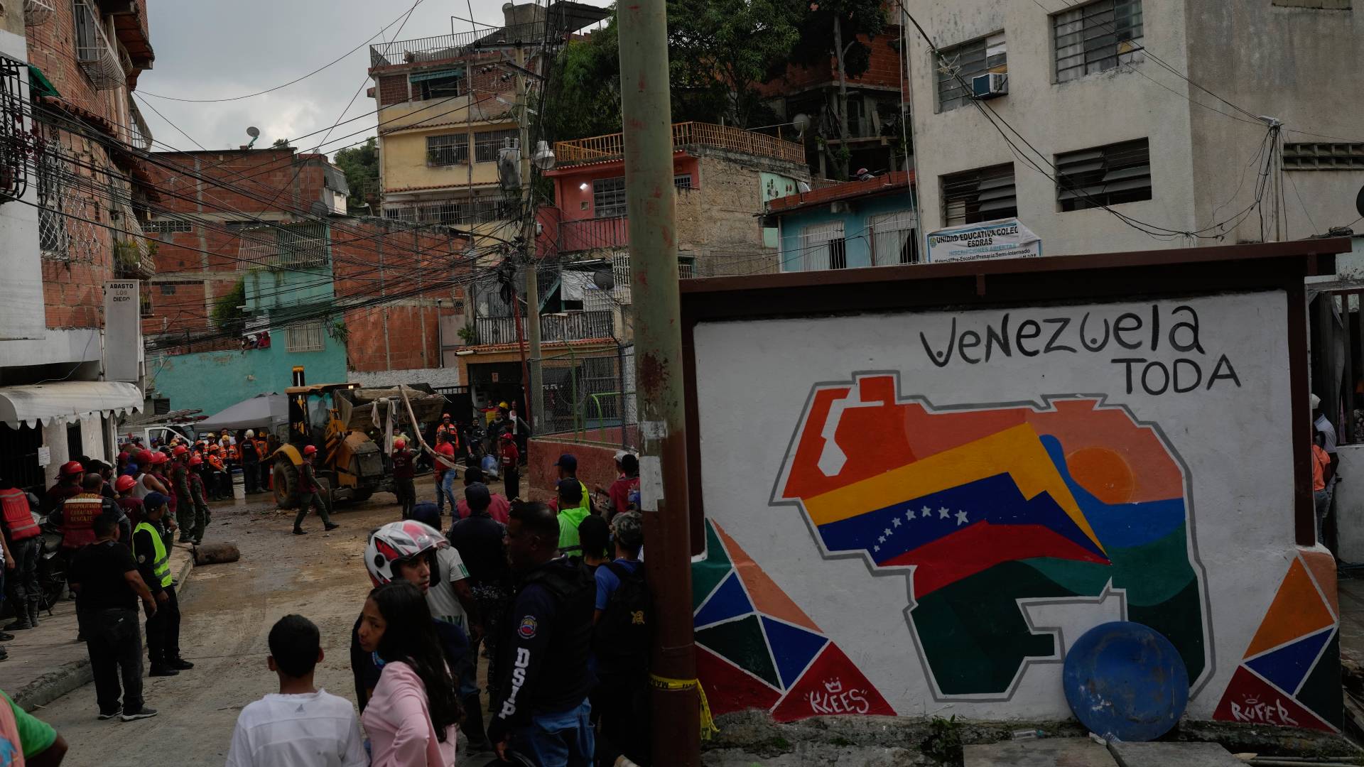 Βενεζουέλα: Οκτώ νεκροί από έκρηξη σε παραγκούπολη του Καράκας-2