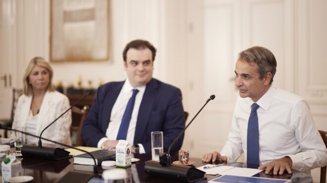 κρας-τεστ-η-έναρξη-των-σχολείων-563194291