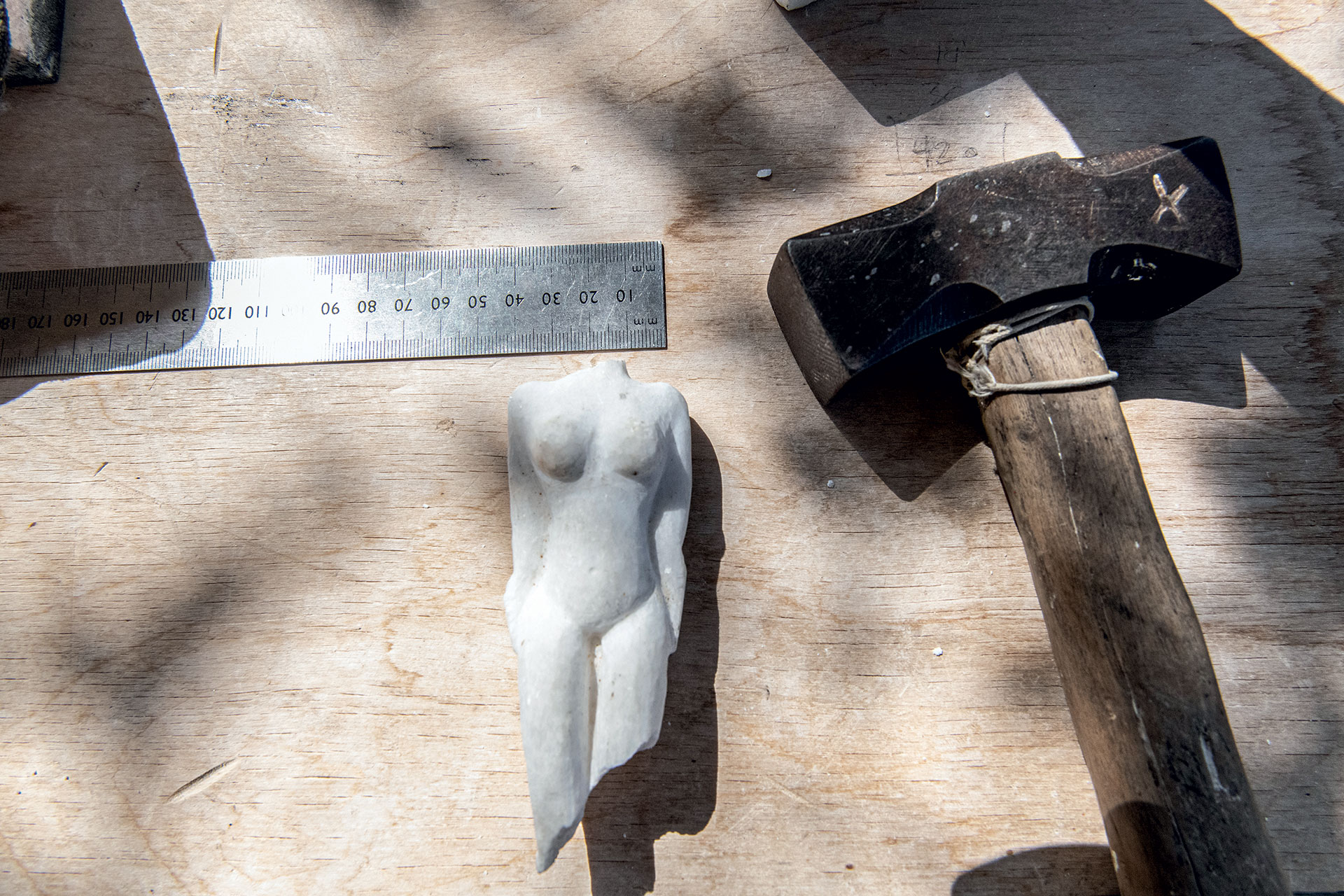 Πώς οι νέοι νησιώτες κρατούν ζωντανή την ελληνική παράδοση-15