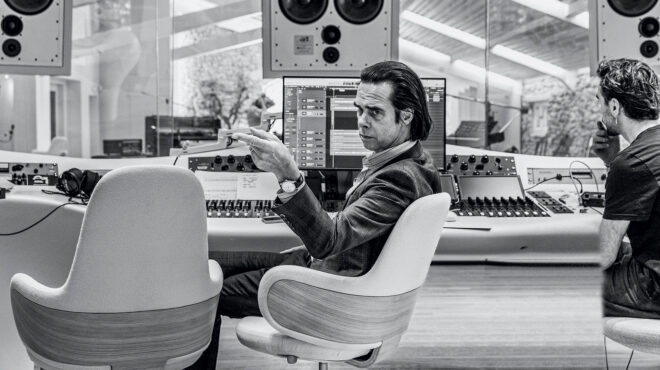 ο-publicist-των-oasis-οσα-έζησα-δίπλα-τους-για-7-χρό-563195749