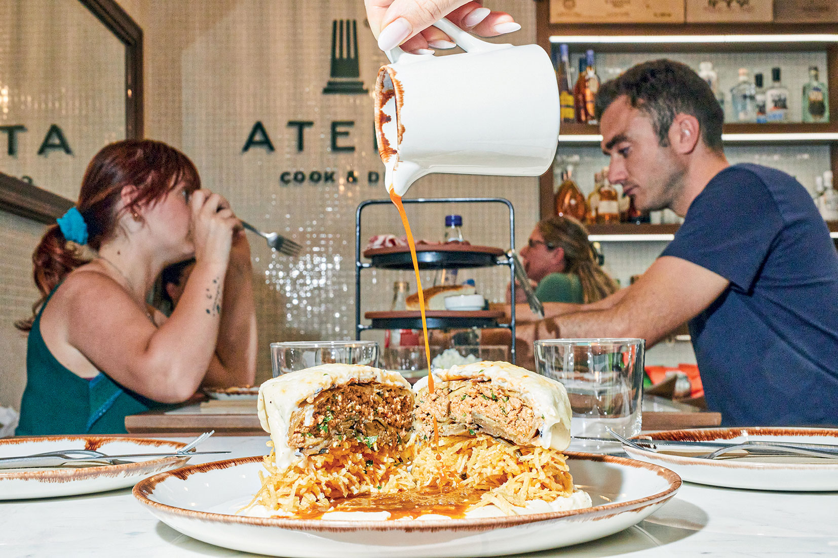 Πού θα φάτε τους καλύτερους μουσακάδες της Αθήνας-1