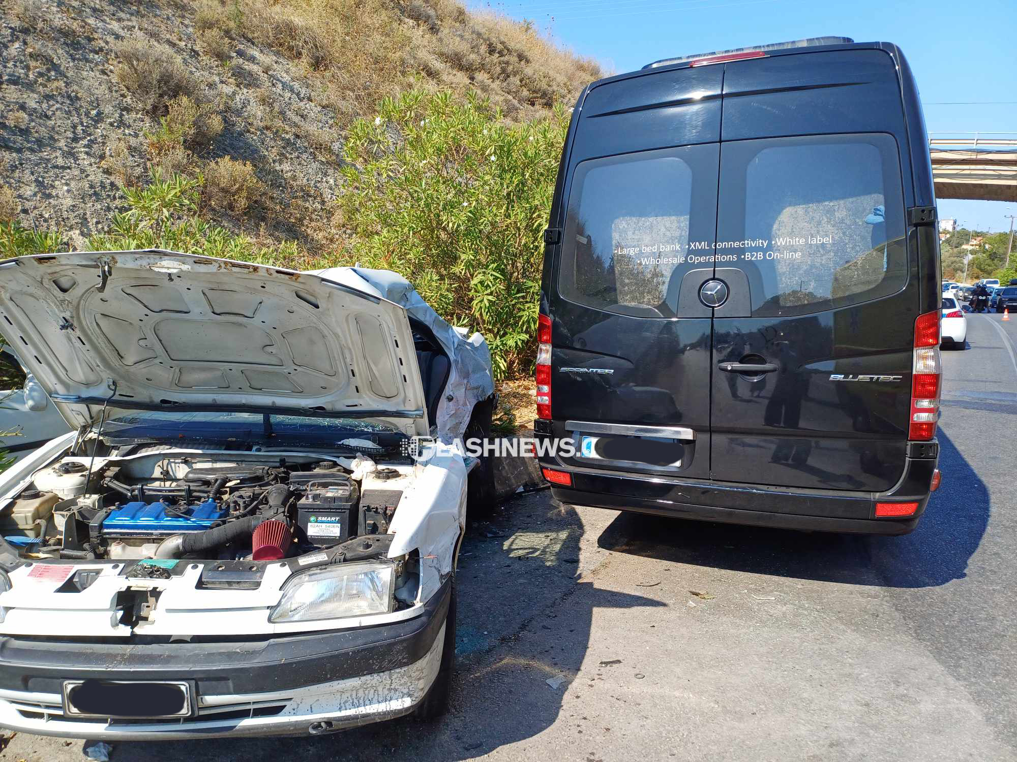 Χανιά: Τρεις νεκροί μετά από σφοδρή σύγκρουση ΙΧ με μίνι βαν-1