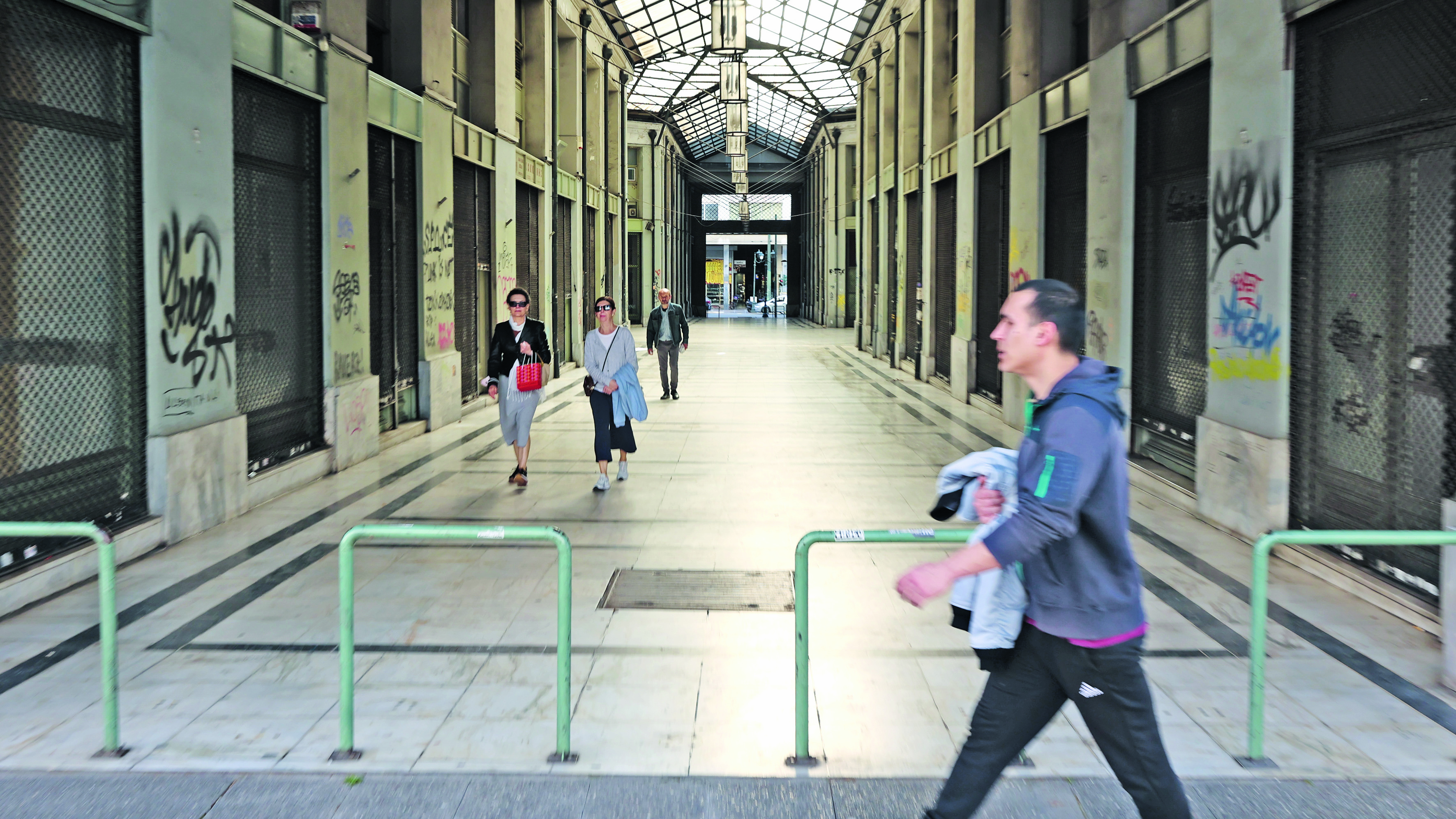 Δεύτερη ζωή για τις στοές της Αθήνας-1