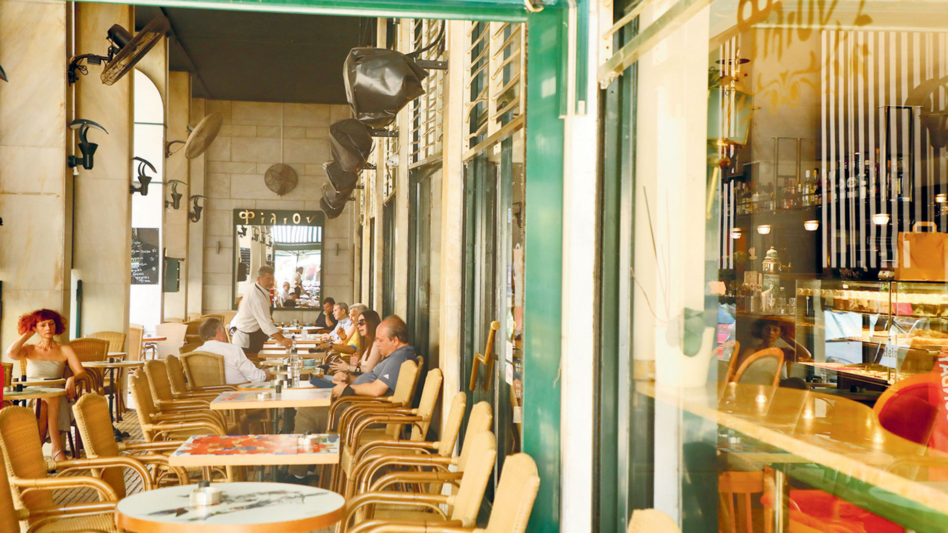 Στα καφενεία του Αυγούστου-2