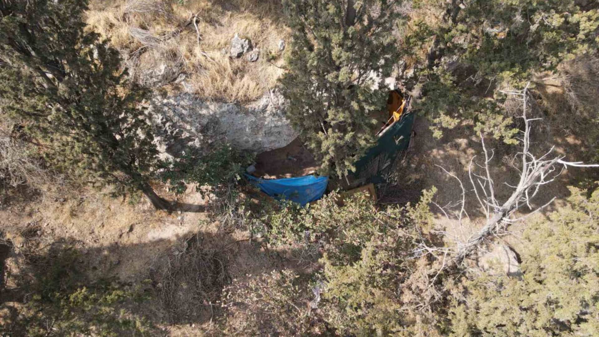 Φιλοπάππου: Η επιχείρηση απομάκρυνσης σκηνών αστέγων από τον λόφο-1