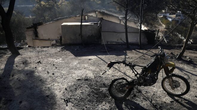 φωτιά-στην-αττική-τα-μικροσωματίδια-μ-563185429