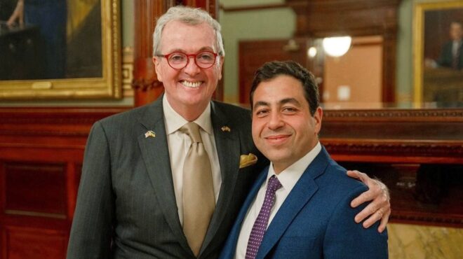 ο-πρώην-προσωπάρχης-του-κυβερνήτη-του-563175529