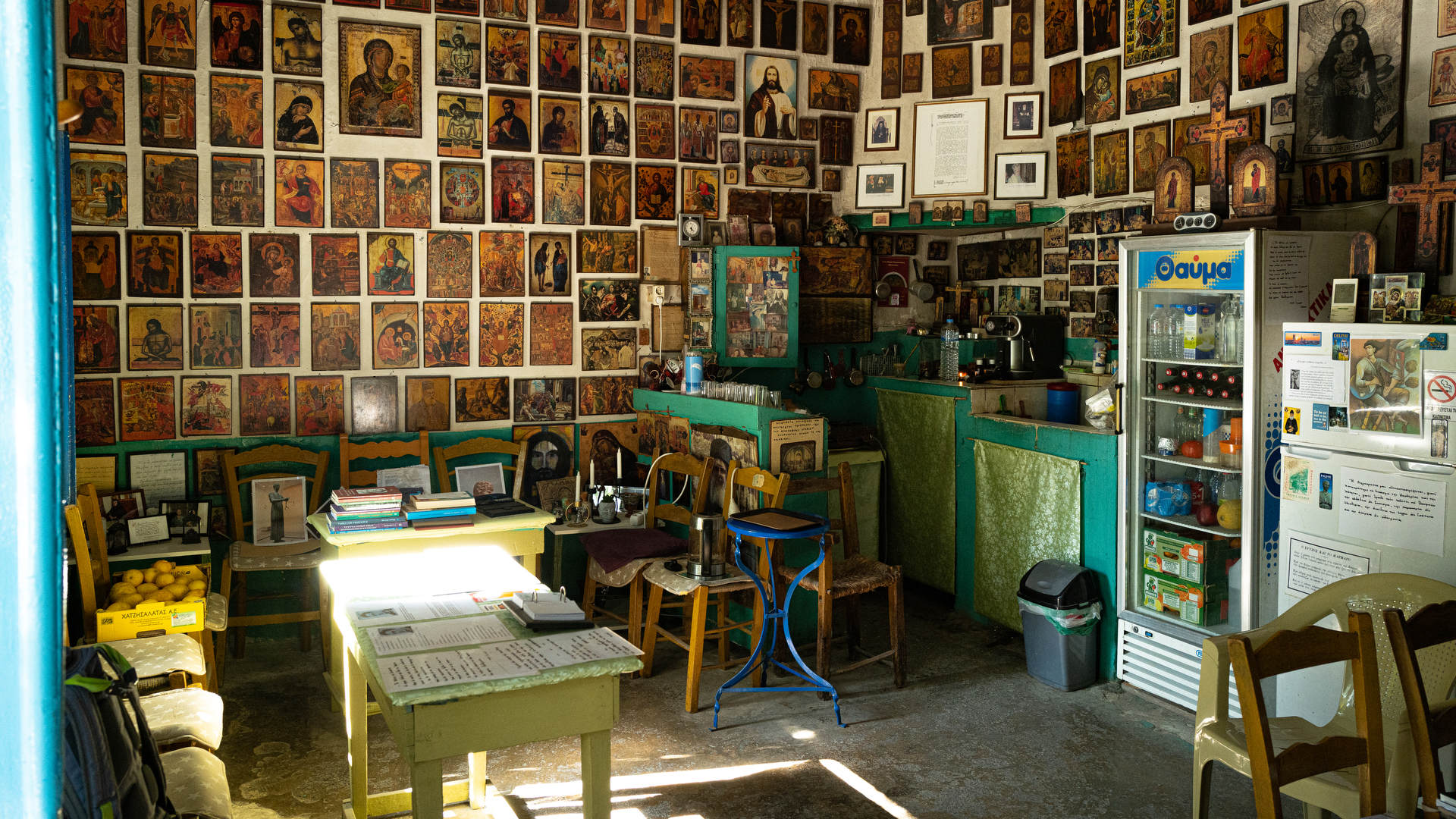 Ο γύρος της Κρήτης σε 20 καφενέδες-6