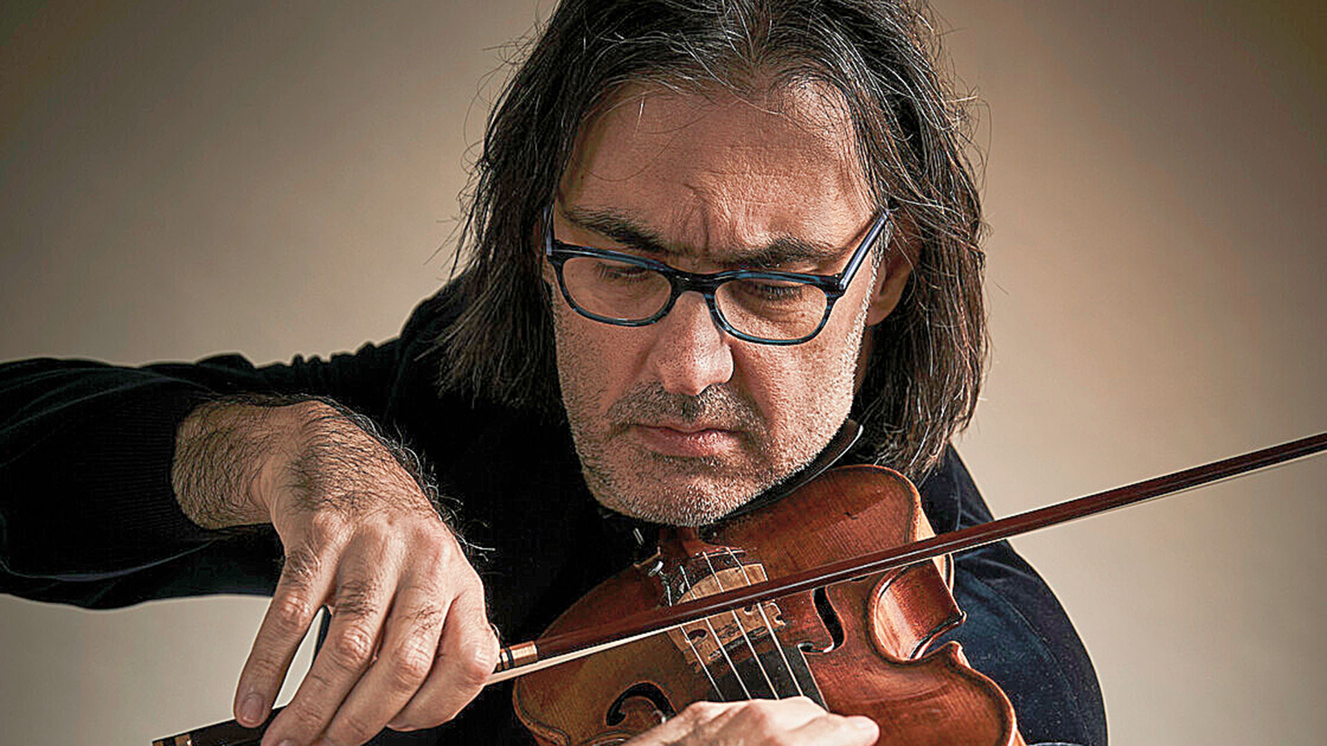 Διαβάστε στην «Καθημερινή της Κυριακής»-4