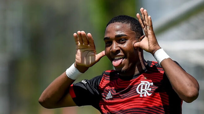 κανείς-δεν-έχει-εύκολο-έργο-563187433