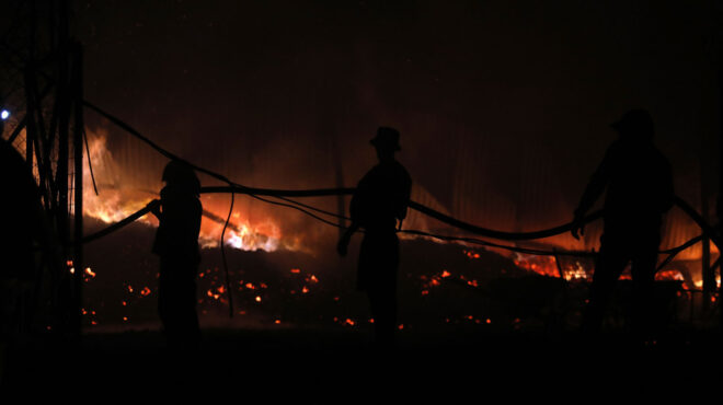 πεντέλη-μάχη-με-διάσπαρτες-εστίες-563170180