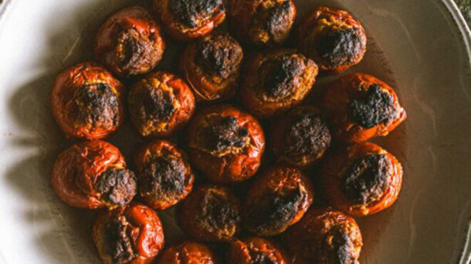 ντοματούλες-γεμιστές-με-τυρί-από-την-τ-563193160