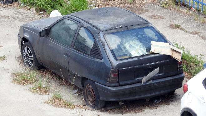 θεσσαλονίκη-περίπου-700-εγκαταλελειμμέ-563189023