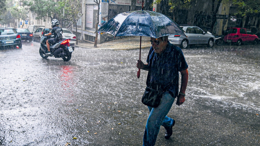 κακοκαιρία-μπουρίνι-με-καταιγίδες-χα-563197729