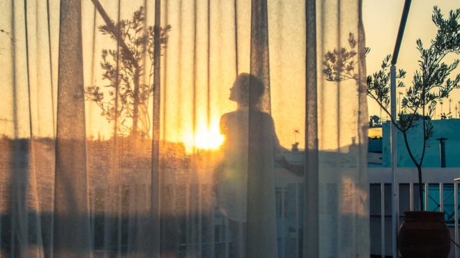 πώς-να-γνωρίσουμε-τον-κόσμο-με-ελάχιστ-563154511