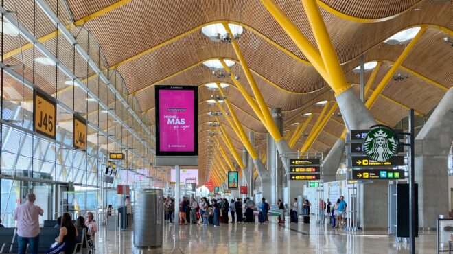 ισπανία-βίζα-διέλευσης-σε-αφρικανούς-563190523