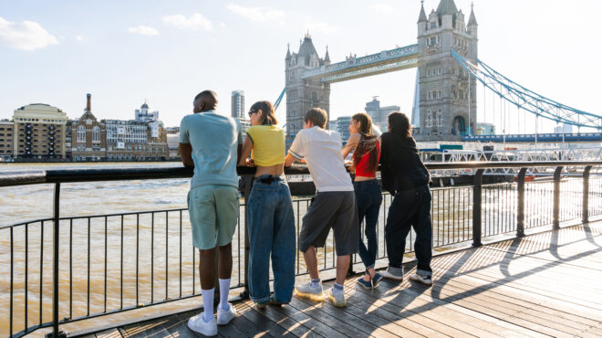 βρετανία-στο-τραπέζι-η-απαγόρευση-τ-563191840