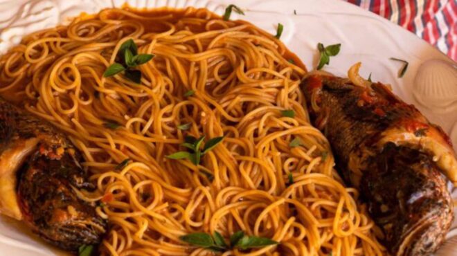 σκορπίνες-μακαρονάδα-563164378