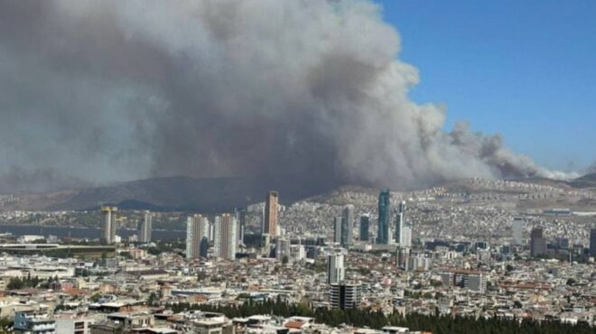 τουρκία-η-πυρκαγιά-στο-κορδελιό-της-σμ-563174905