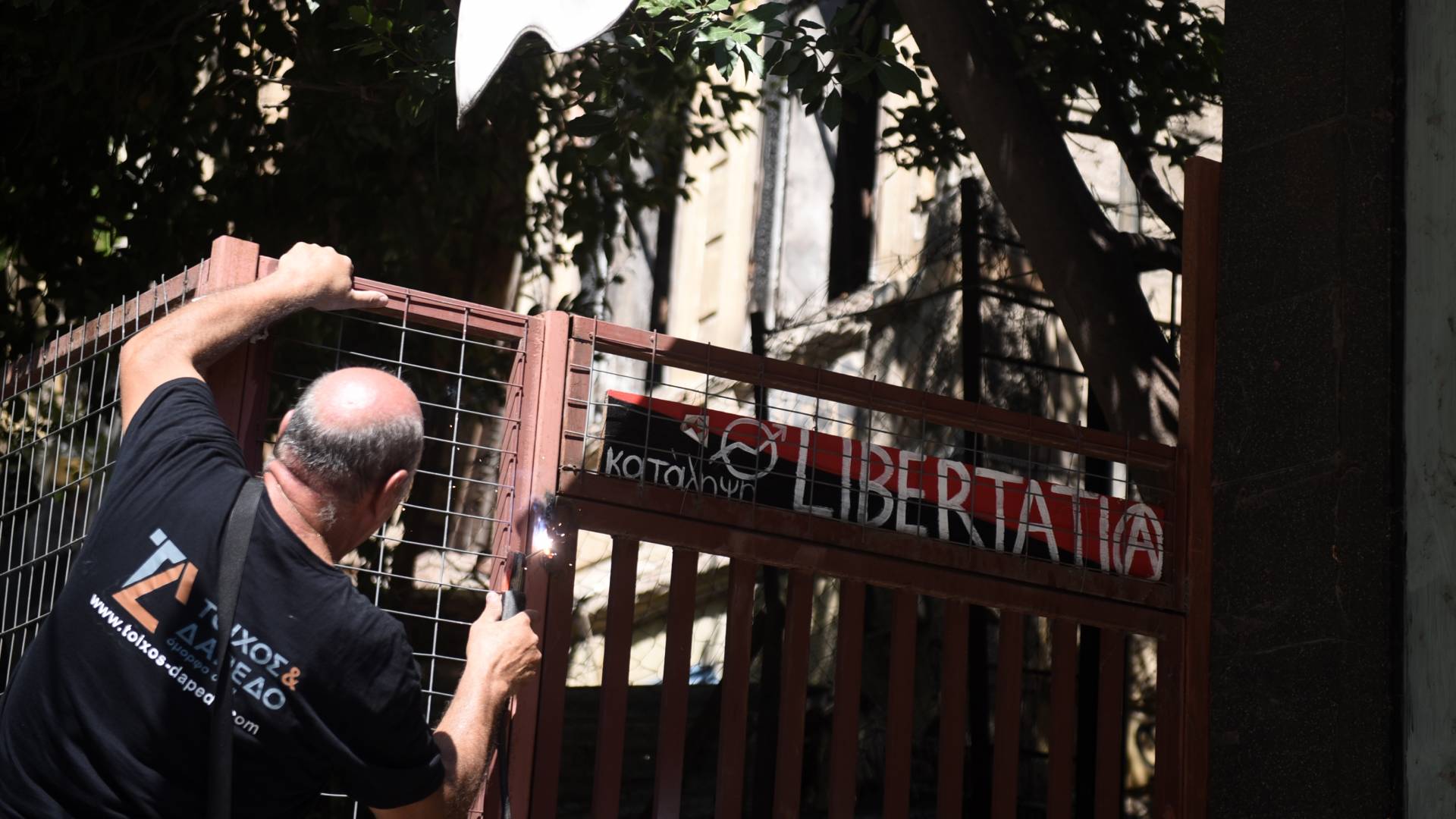 Θεσσαλονίκη: Ελεύθεροι οι συλληφθέντες της κατάληψης Libertatia-1