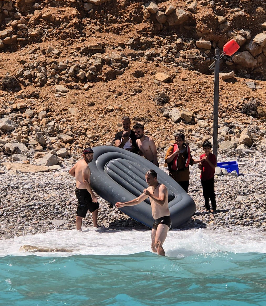 Τήλος: Η επιχείρηση διάσωσης του νεογέννητου «Ιωνά»-1