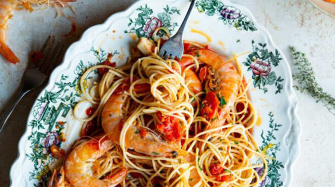 γρήγορη-γαριδομακαρονάδα-με-ούζο-563224090