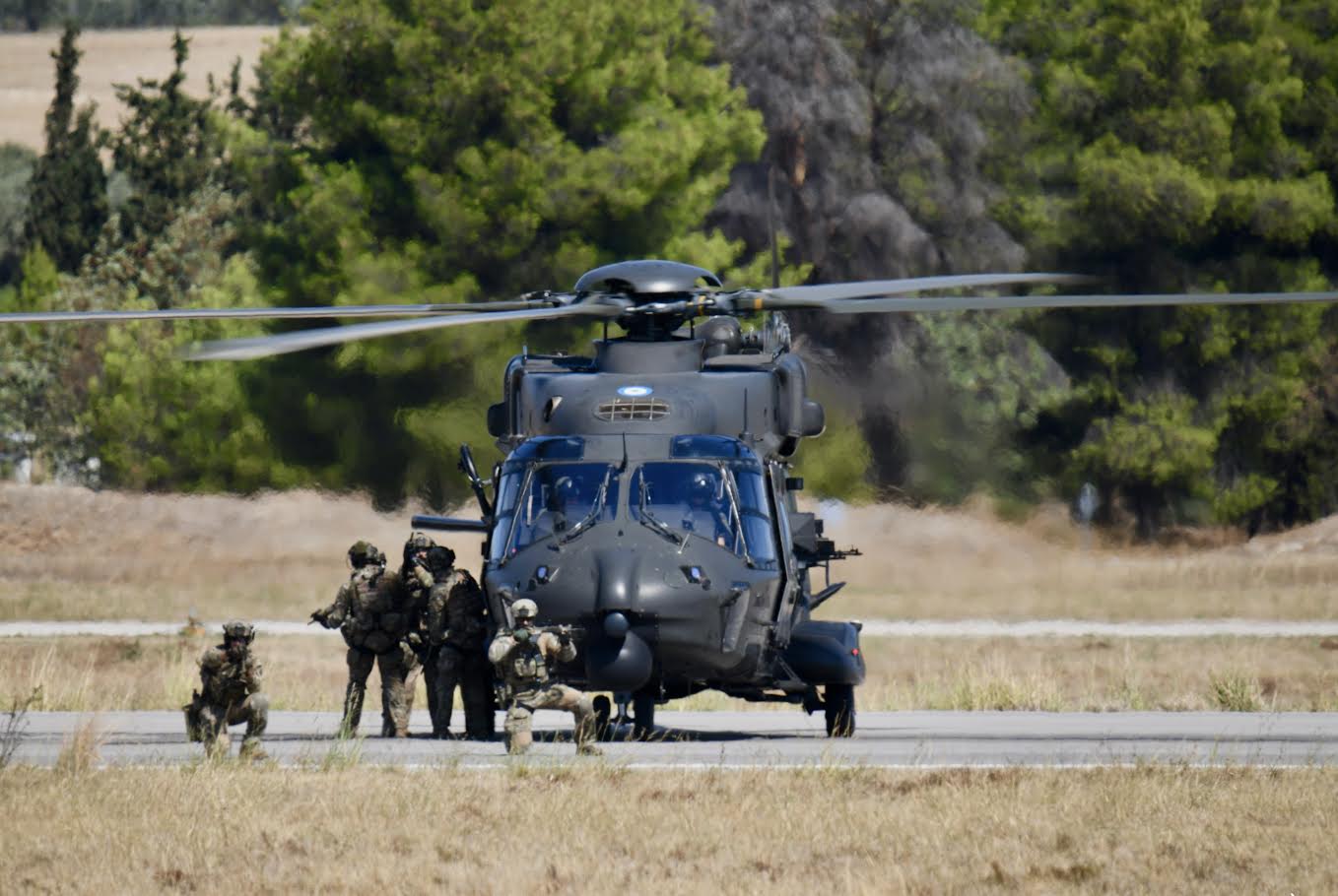 Εφτασε το 17ο ΝΗ-90 ελικόπτερο – Γιατί το σύνολο σχεδόν του στόλου παραμένει καθηλωμένο-1