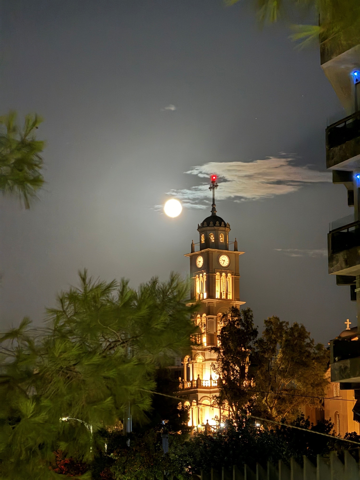 Ενας αιώνας Νέα Σμύρνη. Η γειτονιά που κρατά την Ιστορία και χάνει την αρχιτεκτονική-4