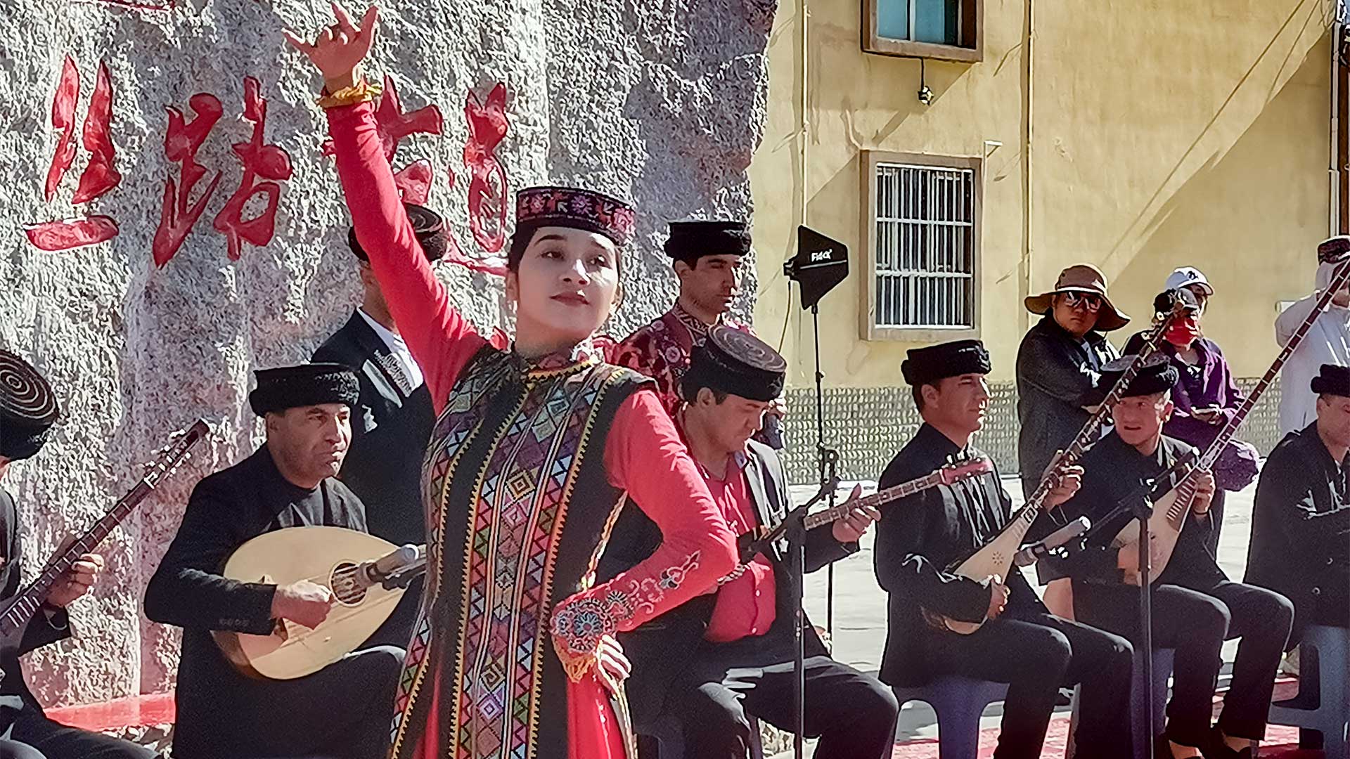 Οδηγώντας στον αυτοκινητόδρομο Karakoram της Κίνας-8