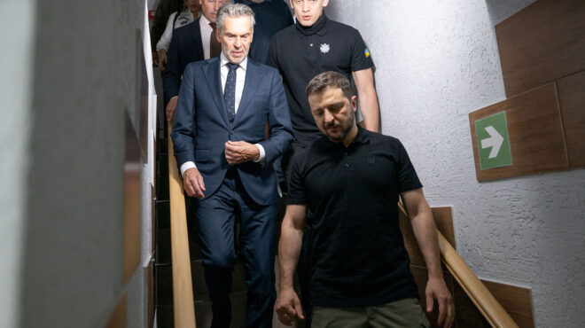 ζελένσκι-η-δύση-να-επιτρέψει-πλήγματα-563199700