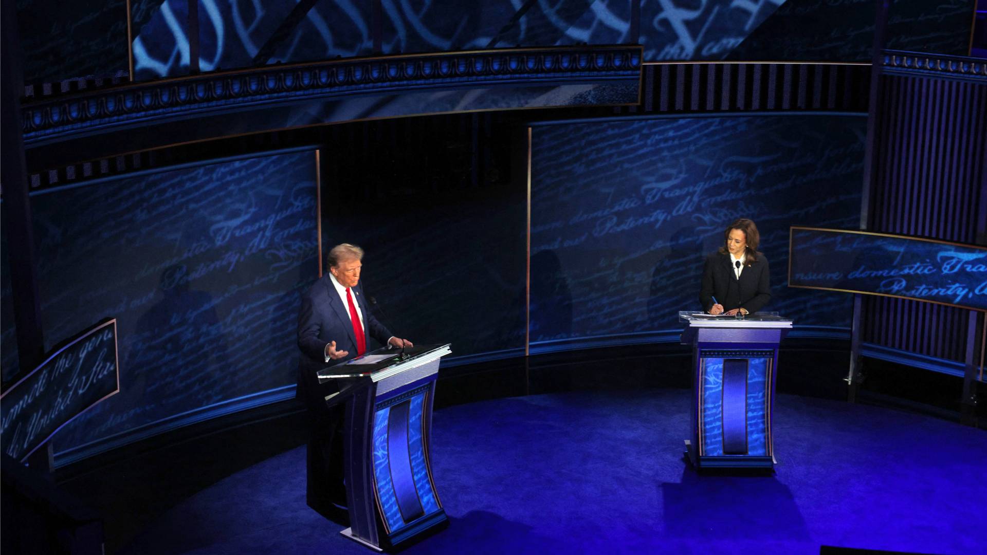 ΗΠΑ – Ντιμπέιτ: Η διαβασμένη Χάρις και τα φάουλ του Τραμπ-4