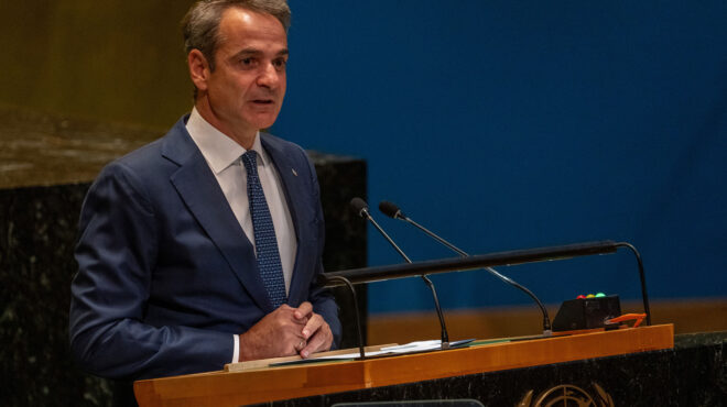 ομιλία-μητσοτάκη-στον-οηε-είμαστε-πρό-563240749