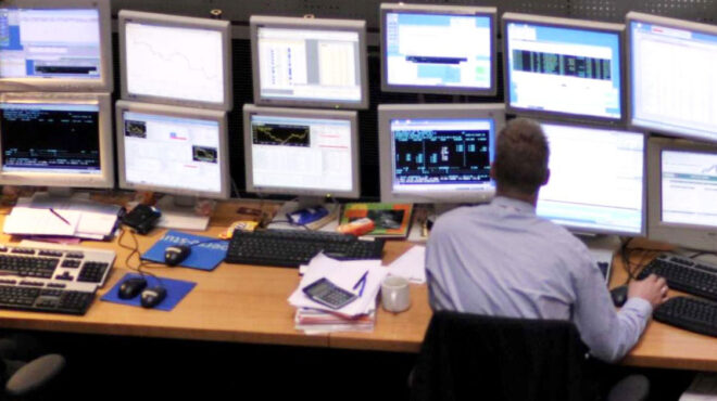 εξοδος-στις-αγορές-το-2025-για-8-10-δισ-563212054