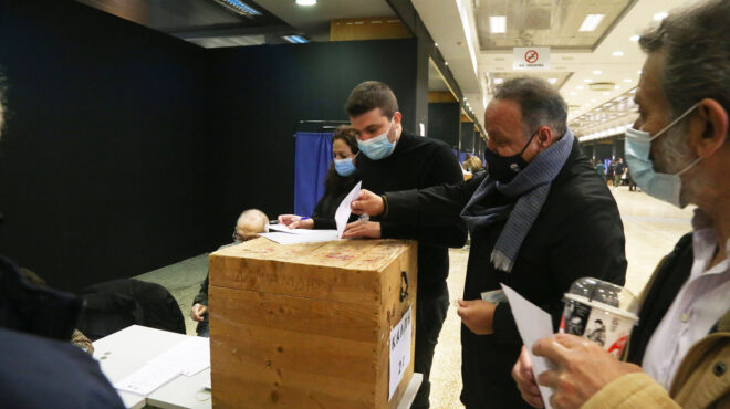 πασοκ-ξανά-στο-προσκήνιο-πιθανό-ασυμβ-563206486