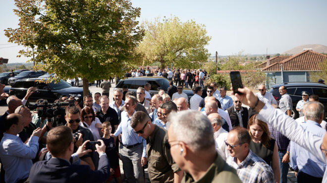 θεσσαλία-επίσκεψη-μητσοτάκη-με-πολιτ-563200573