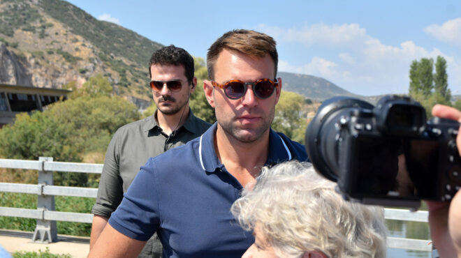 κασσελάκης-στην-ελλάδα-του-μητσοτάκη-563199661