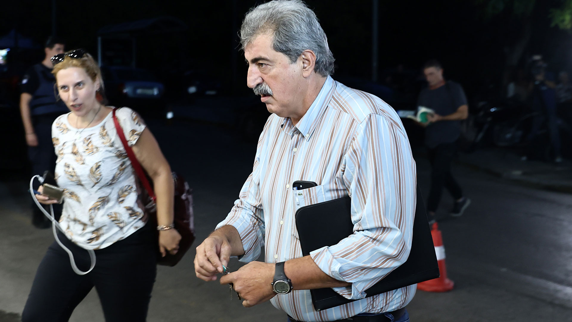 «Είμαι εδώ» διαμηνύει ο Στέφανος Κασσελάκης – Καταγγέλλει «προβοκάτσιες»-2