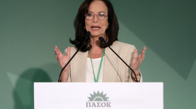 αννα-διαμαντοπούλου-μεγαλώνουμε-το-563221846