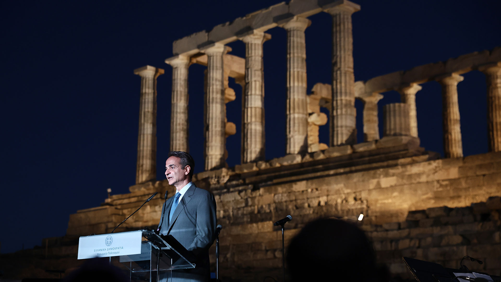 Νέος φωτισμός στον ναό του Ποσειδώνα στο Σούνιο-1